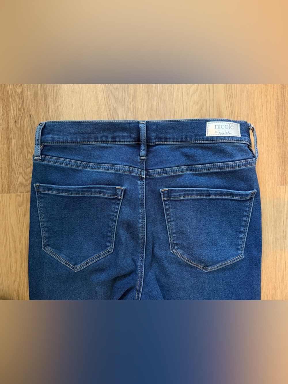 Nicole by Nicole Miller crop flare high rise jeans - Picture 3 of 4